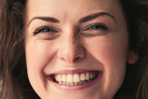 La imagen tiene un atributo ALT vacío; su nombre de archivo es pexels-andrea-piacquadio-774909-e1613380325637-1-e1613989836706.jpg